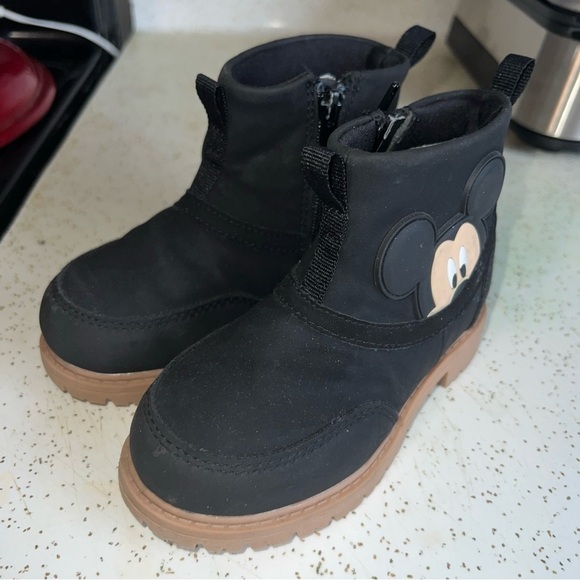 Disney Toddler Size 7 Mickey Mouse Boots Shoe - Picture 2 of 10